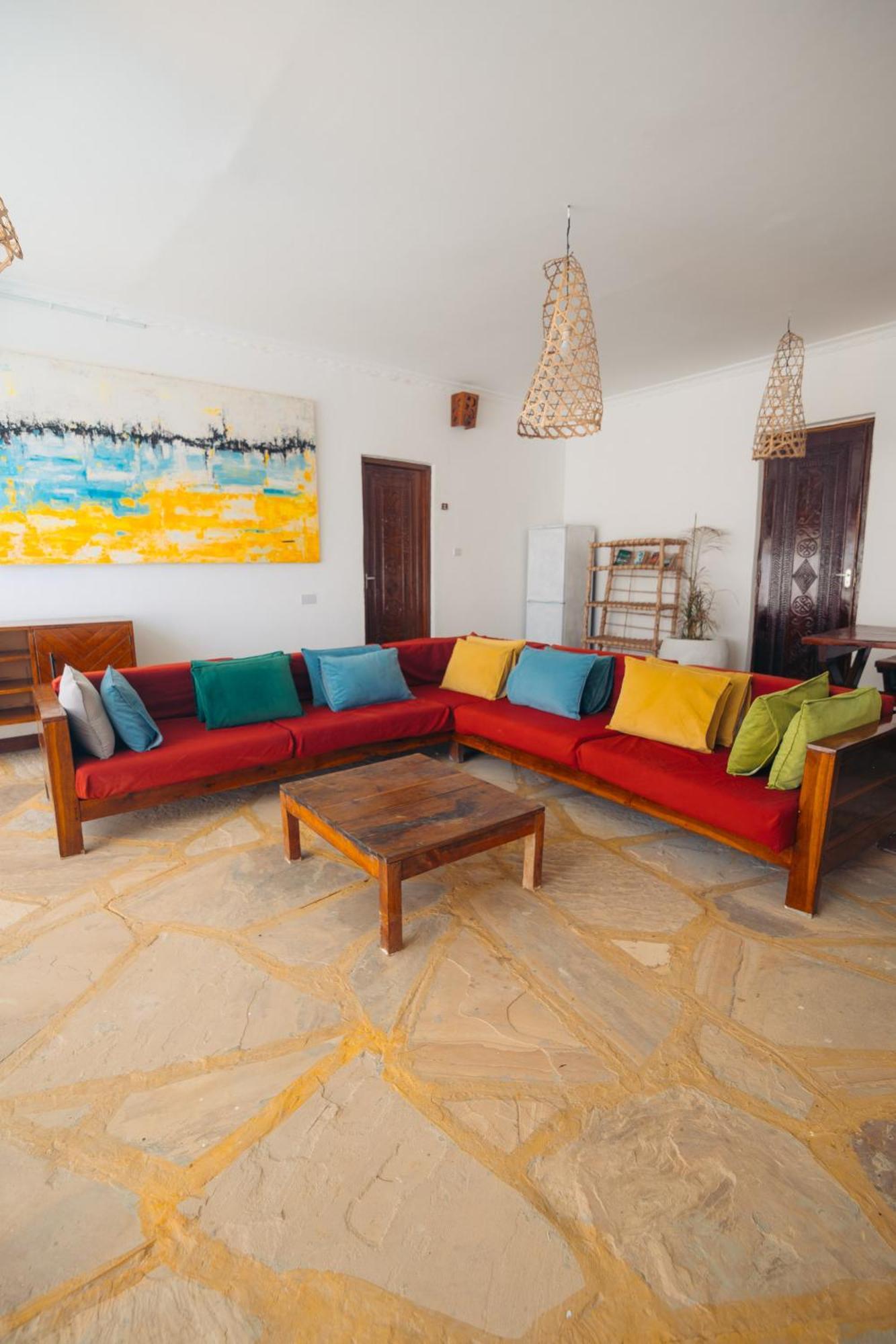 Bukoba Villas - Lily - Private Pool, Ac & Wi-fi